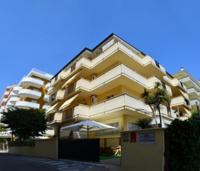  Appartamenti Riviera  Альба Адриатика